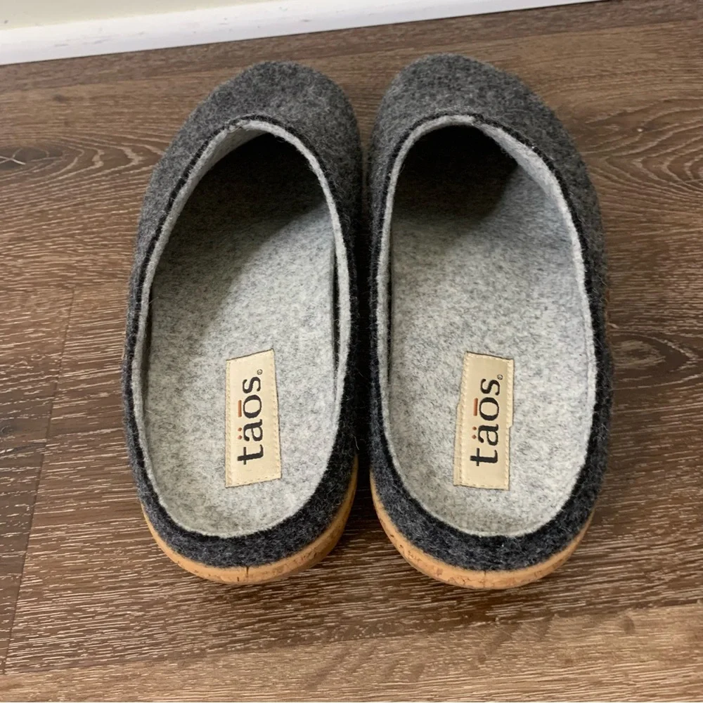 Taos Womens woolery 2 gray slip on clogs 42 - Picture 4 of 9